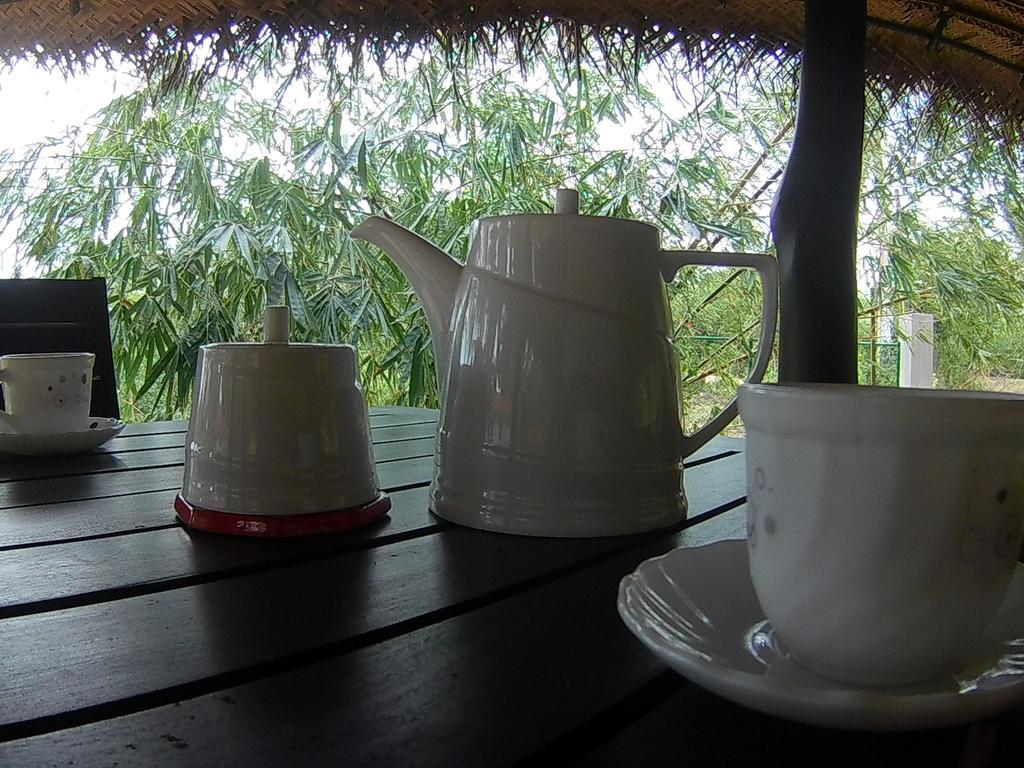 Chillenjoy Cabanas & Restaurant Tangalle Ngoại thất bức ảnh