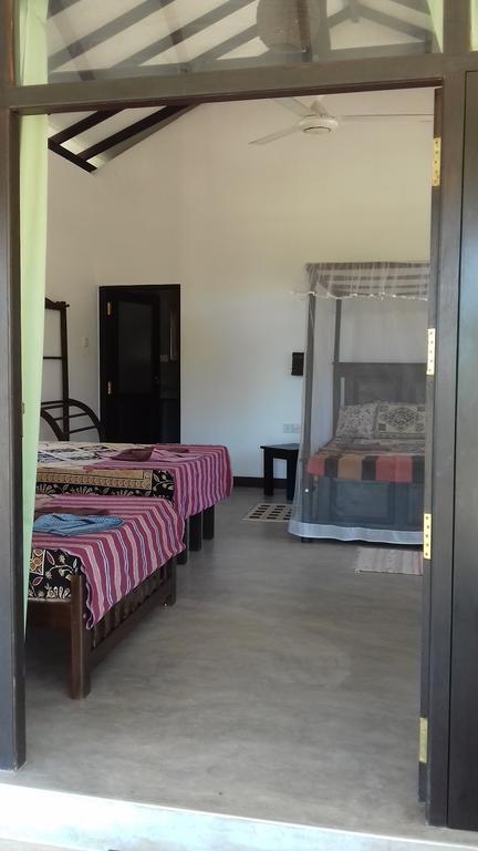 Chillenjoy Cabanas & Restaurant Tangalle Ngoại thất bức ảnh
