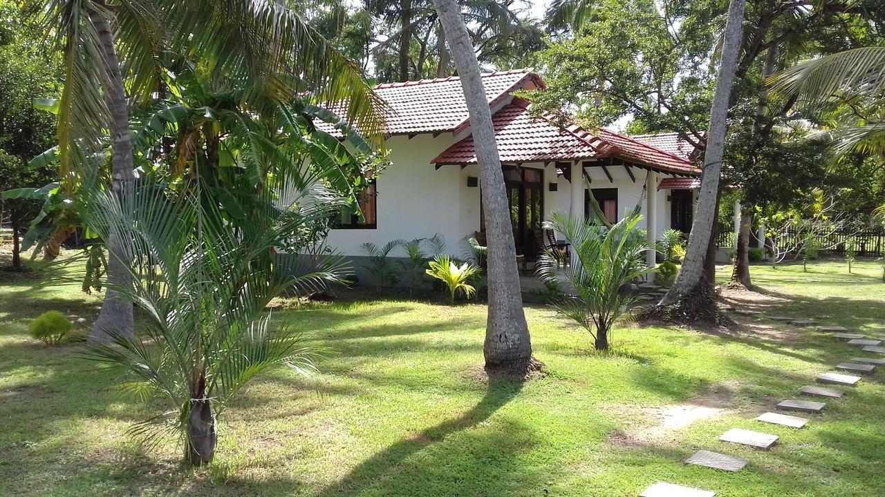 Chillenjoy Cabanas & Restaurant Tangalle Ngoại thất bức ảnh