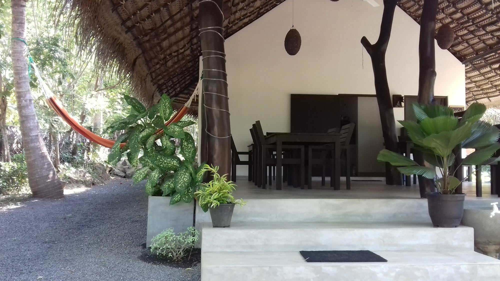 Chillenjoy Cabanas & Restaurant Tangalle Ngoại thất bức ảnh